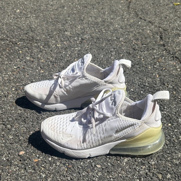 Nike White Air Max 270 Sneakers size 4Y big kids - Back to school - Picture 3 of 9